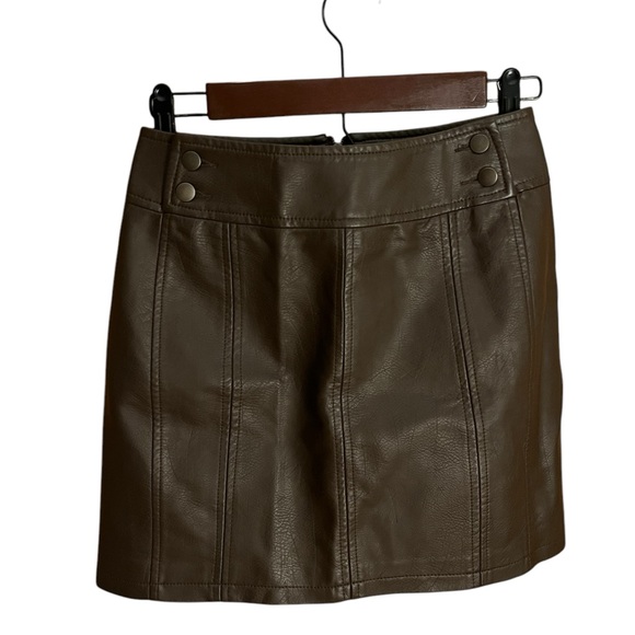 Free People vegan leather mini skirt - Picture 3 of 8